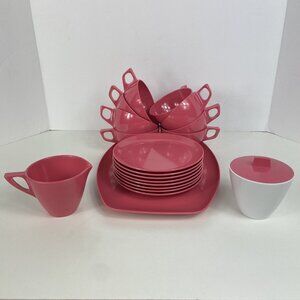 Vtg 19 Pc Melamine Set 7 Teacups 8 Saucers Tray Creamer Sugar Barbie House Pink